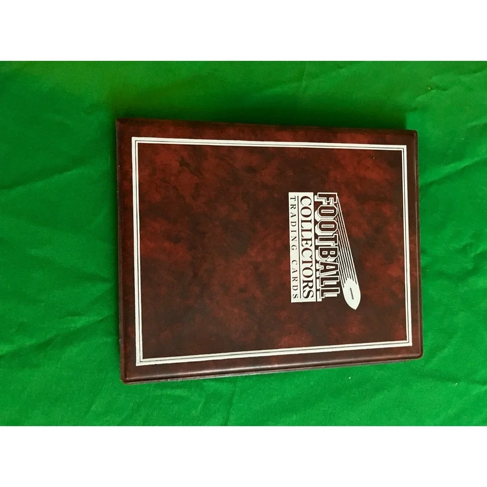 Kansas City Chiefs 1982 Topps‎ Team Set with 40 card collector album.